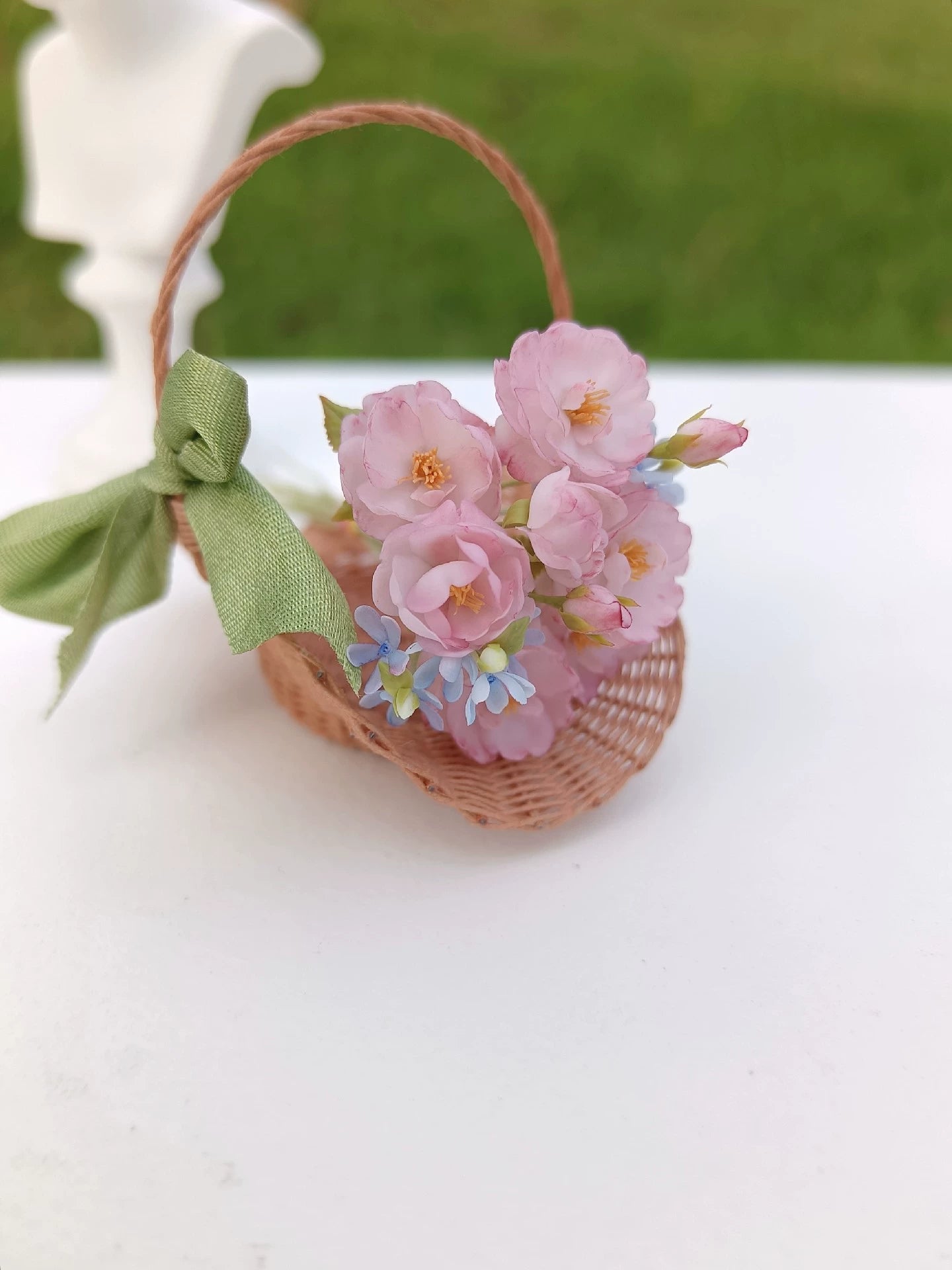 Miniatura de flor de arcilla rosa, almendra y fresa a escala 1:12 para BJD, decoración, accesorio para Blythe