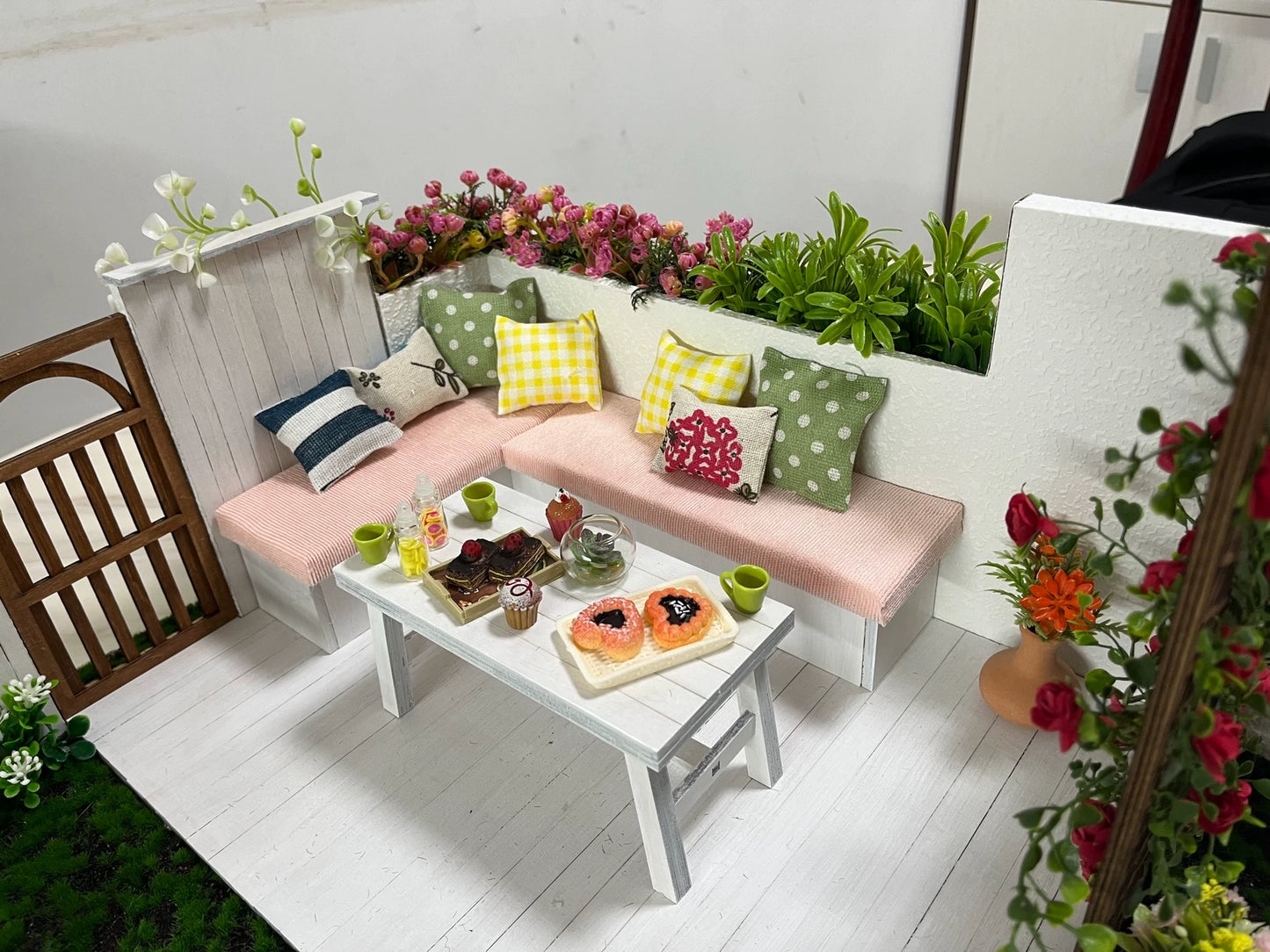 Juego de muebles de casa de muñecas en miniatura para jardín a escala 1:12