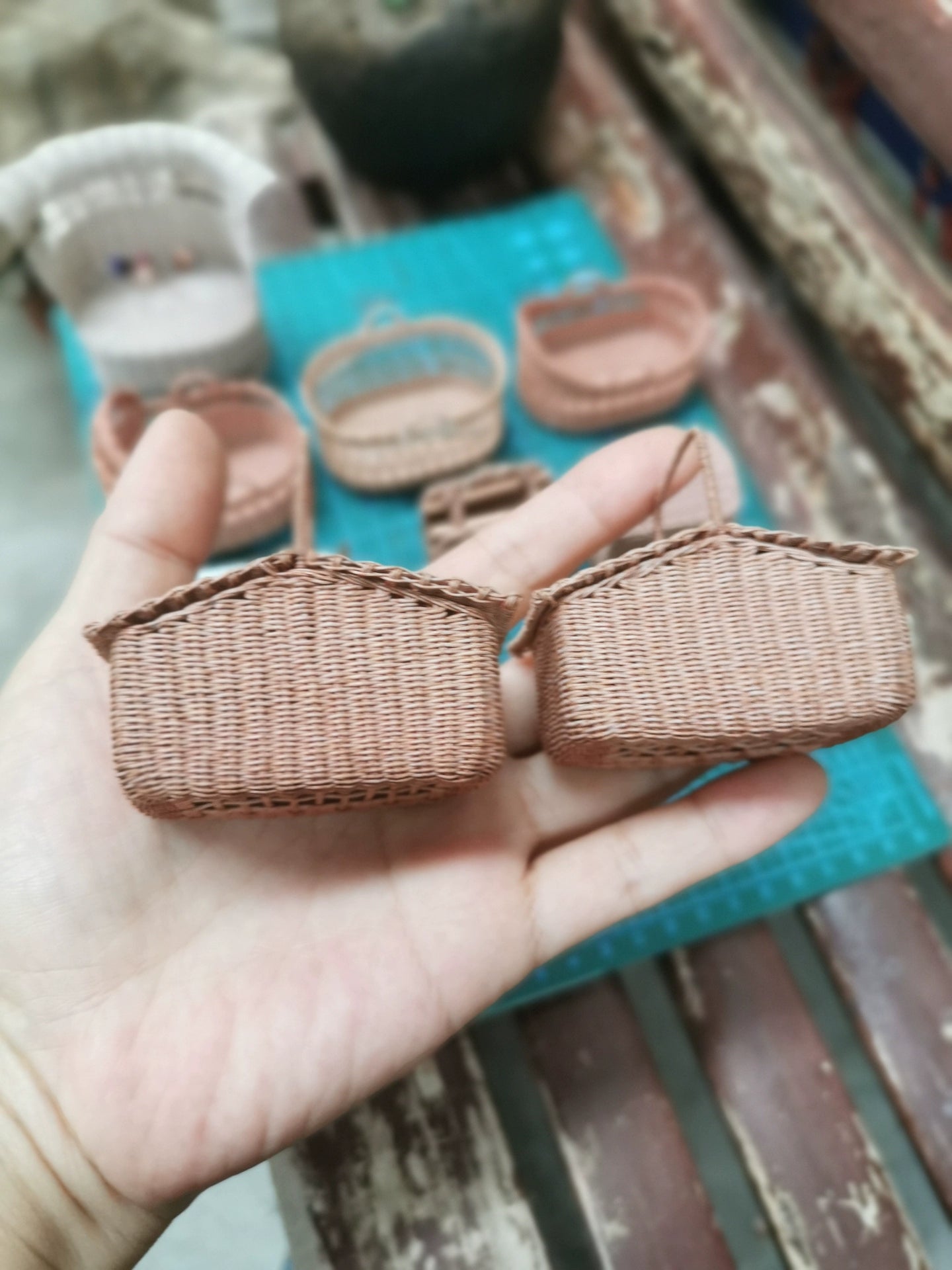 1:6 Scale Miniature Picnic Basket Woven Dollhouse Accessory For BJD Dolls