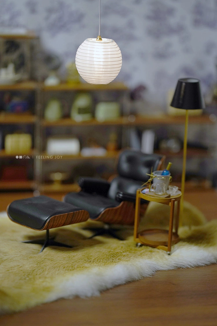Décoration de maison de poupée miniature à l'échelle 1:6 - Poupée en coton rétro de style japonais et figurine militaire Wabi Sabi avec lampe boule suspendue