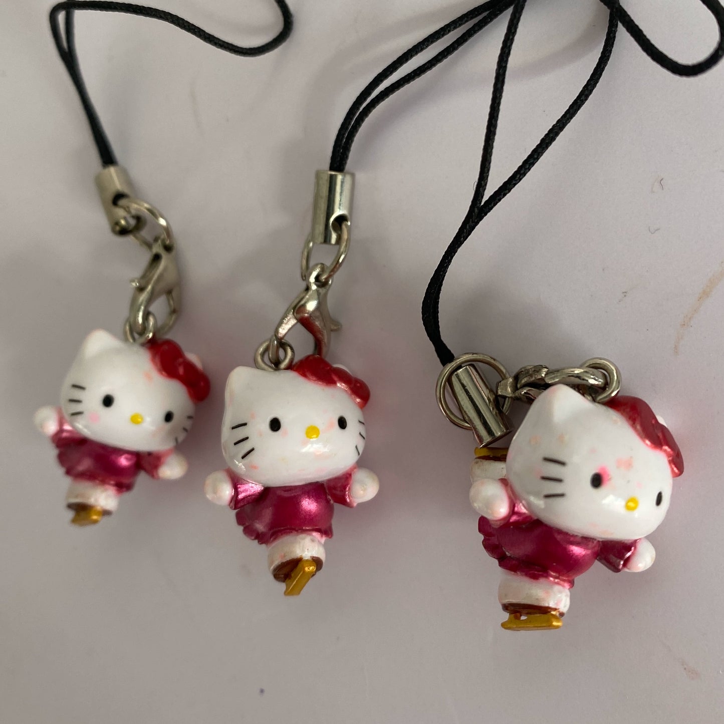Accesorios para casa de muñecas en miniatura a escala 1:12, juego de comida de Hello Kitty, colgante para teléfono, colección defectuosa