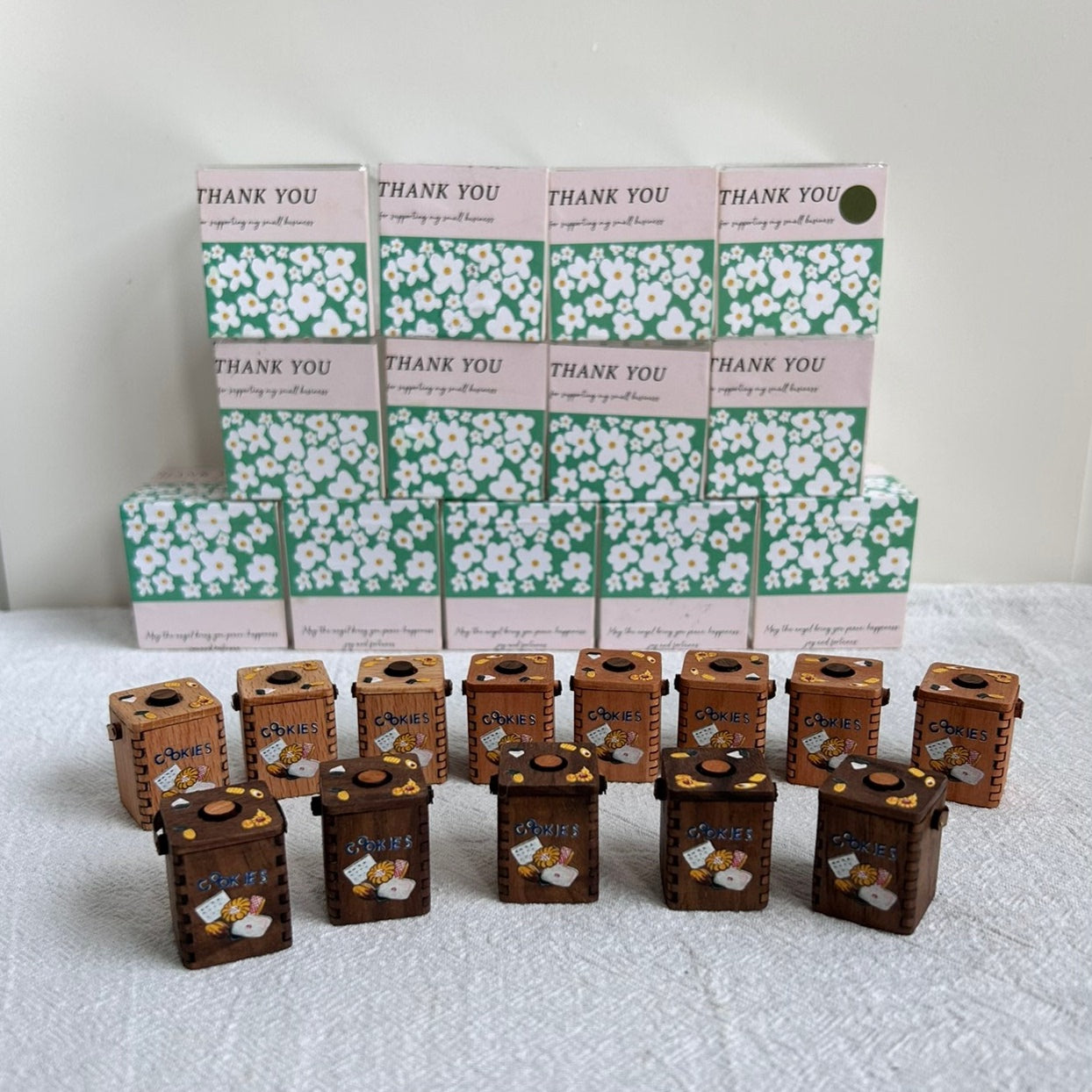 1:12 Scale Miniature Vintage Cookie Jar Miniature Furniture For Dollhouse Kitchen