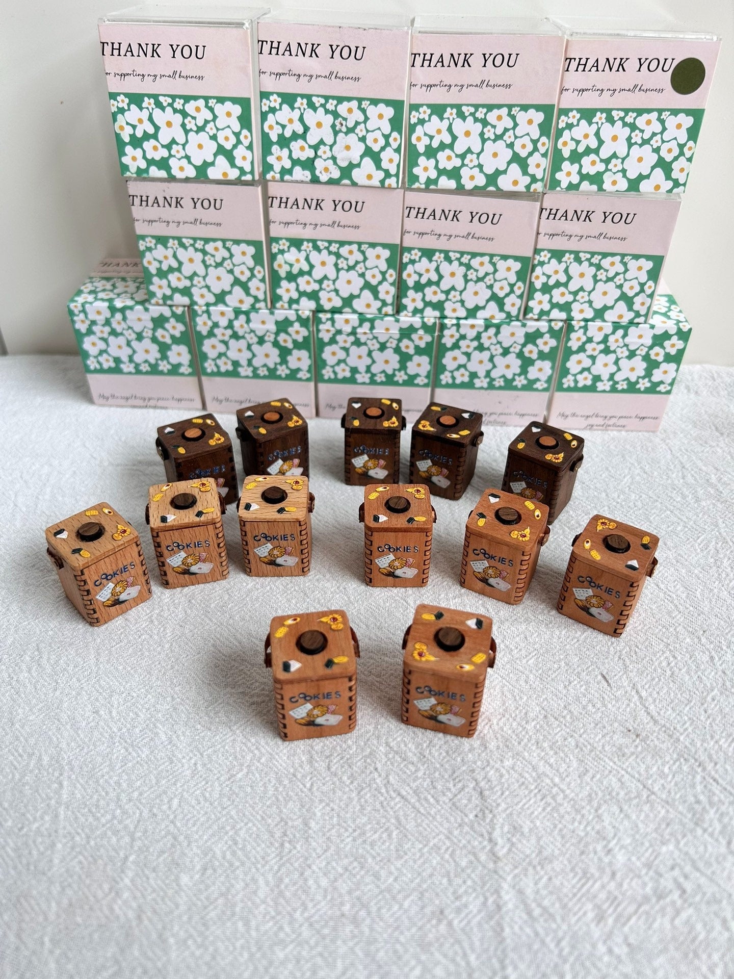 1:12 Scale Miniature Vintage Cookie Jar Miniature Furniture For Dollhouse Kitchen