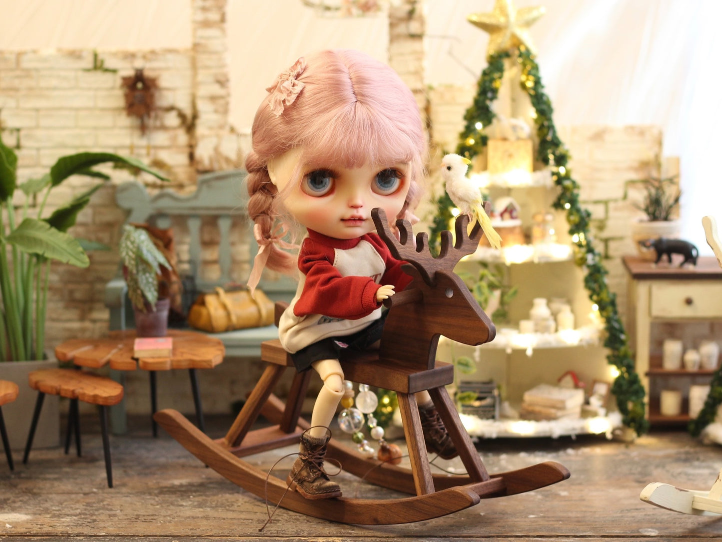 6 - inch scale finished black walnut deer - antler small wooden horse