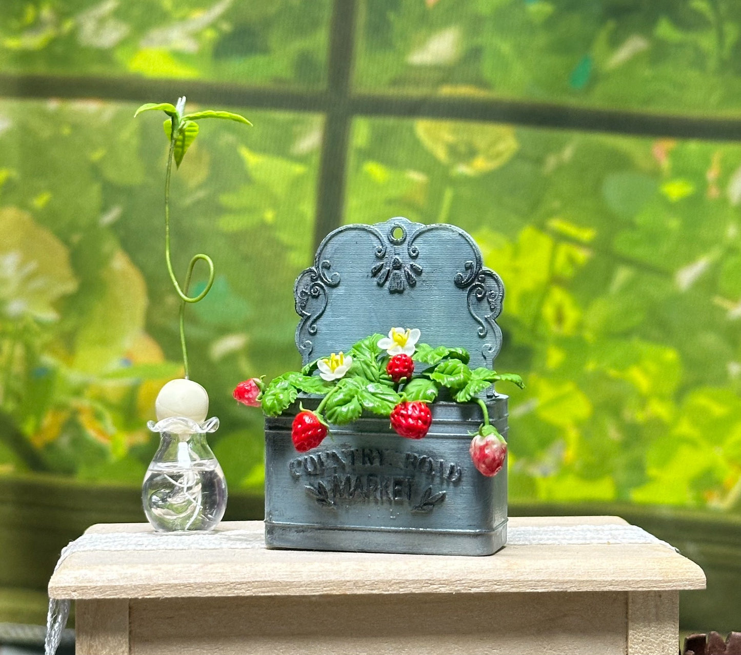 1:12 Scale Miniature Clay Strawberry Drop Decoration