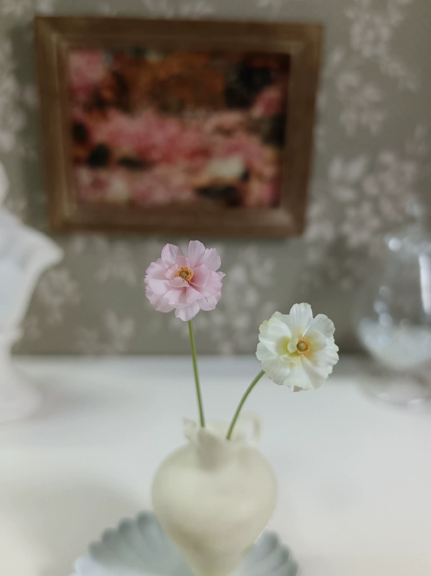 Decoración para casa de muñecas BJD con flor de ranúnculo de arcilla en miniatura a escala 1:12