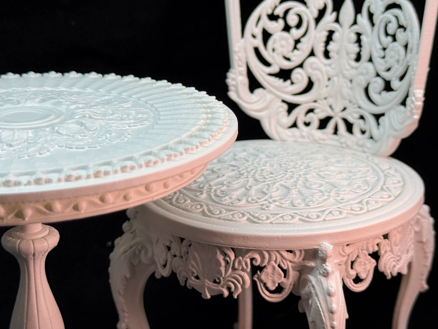 Muebles BJD Blythe de estilo europeo vintage con aspecto de hierro, mesa y sillas, escala 1:3 y escala 1:4, casa de muñecas en miniatura