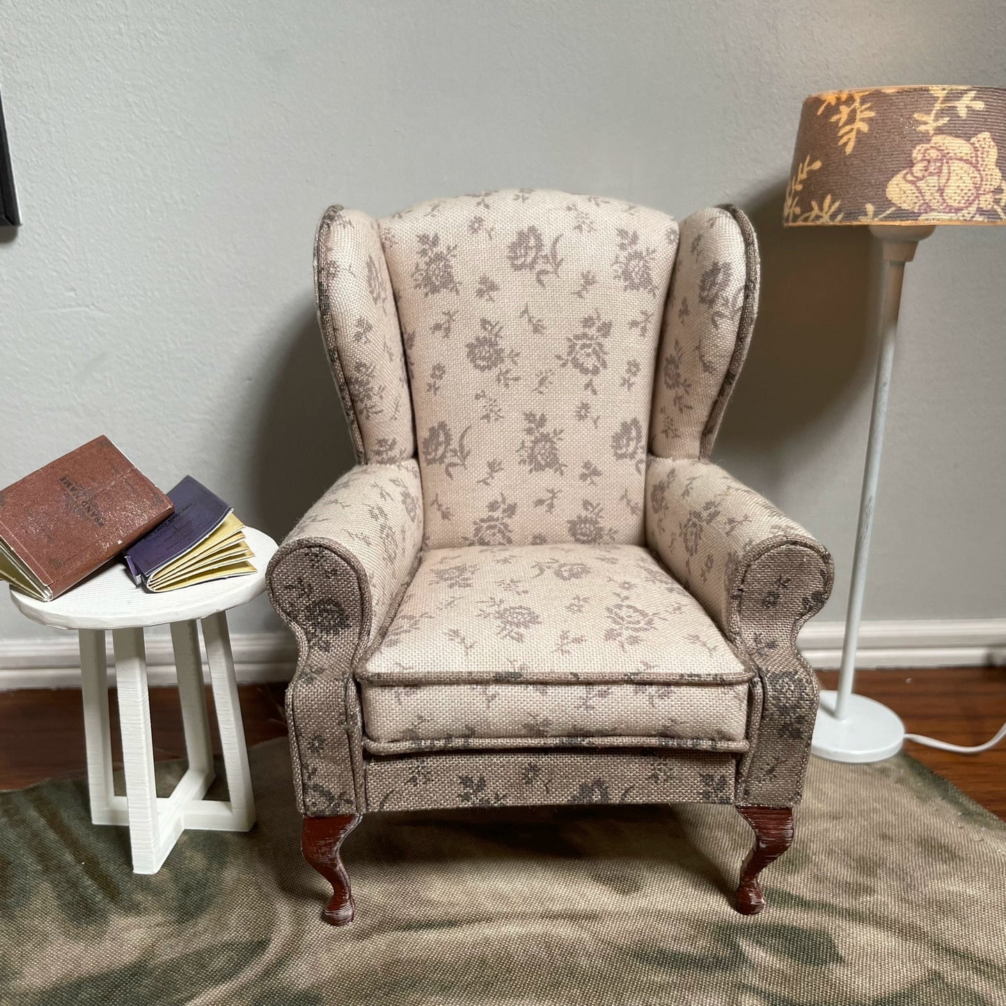 1:12 Scale Retro Armchair Miniature Dollhouse Furniture