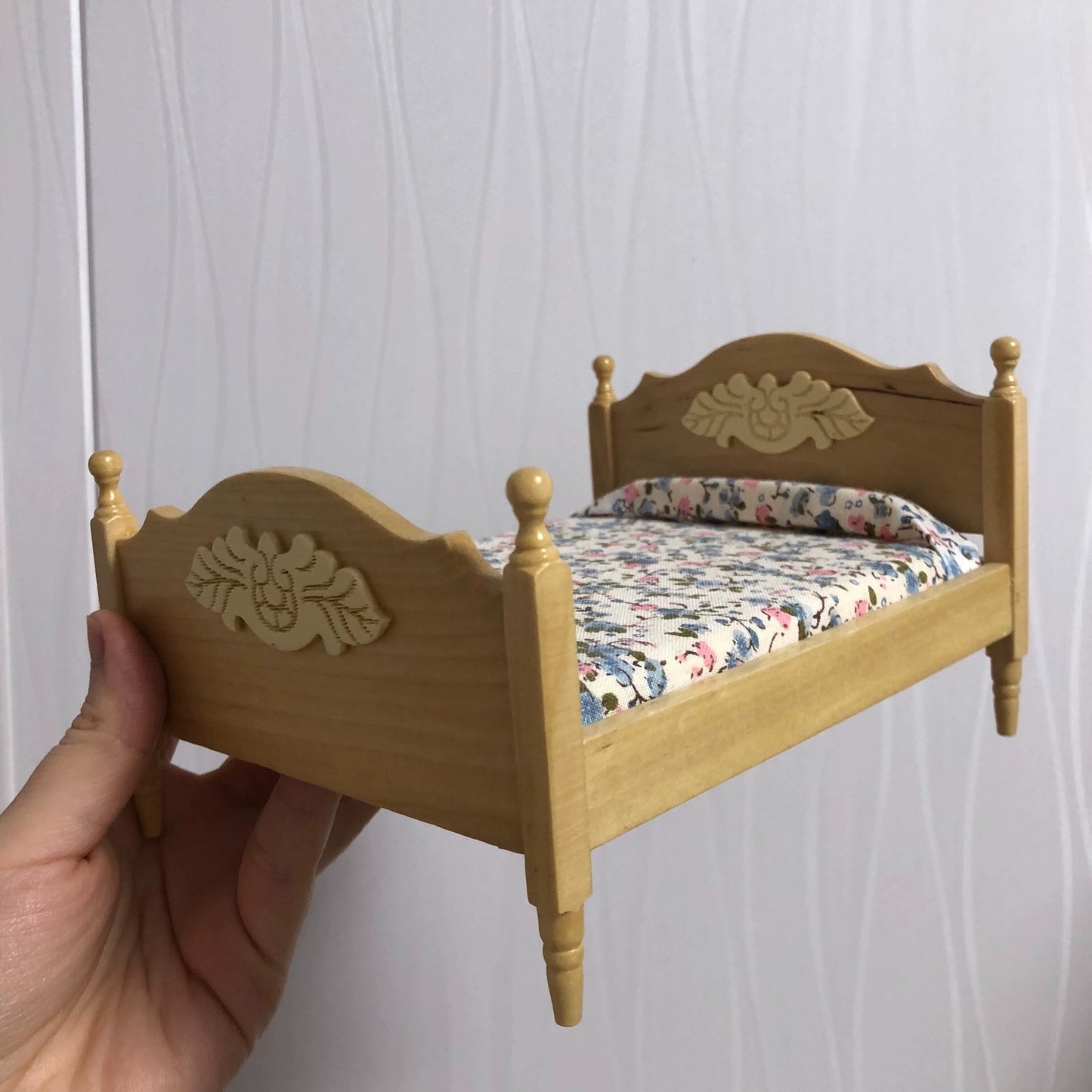 1:12 Scale Miniature Wooden Bed Single Double Dollhouse Furniture For BJD OB11