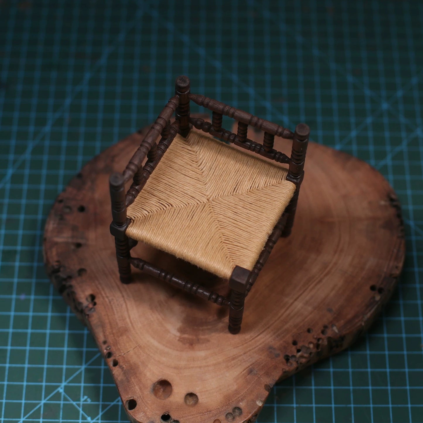 1:6 Scale Walnut Woven Edge Chair Miniature Dollhouse Furniture