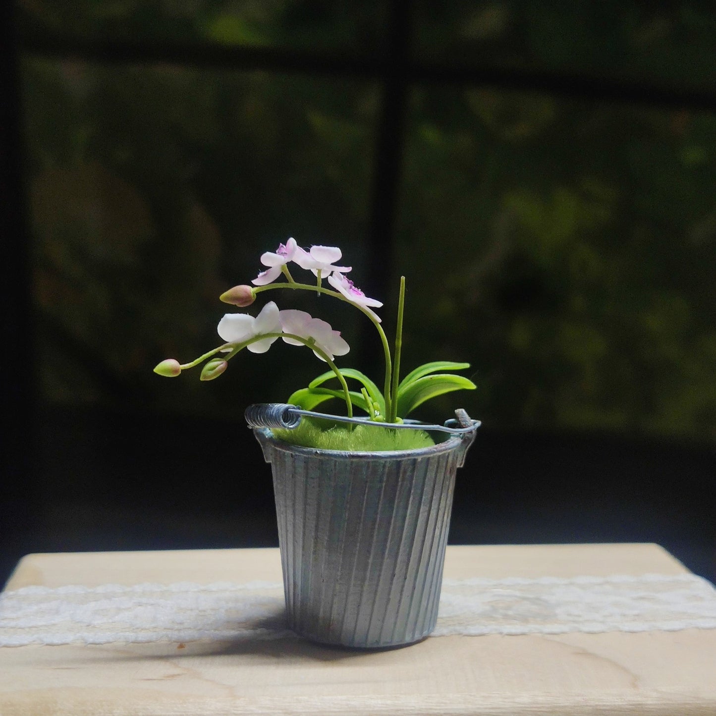 1:12 Scale Miniature Clay Orchid Butterfly Orchid Handmade Dollhouse Decoration