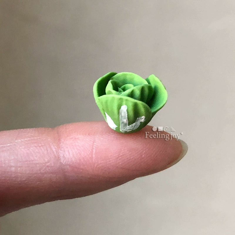 Juego de accesorios para casa de muñecas en miniatura a escala 1:12 con verduras realistas y tabla de cortar.
