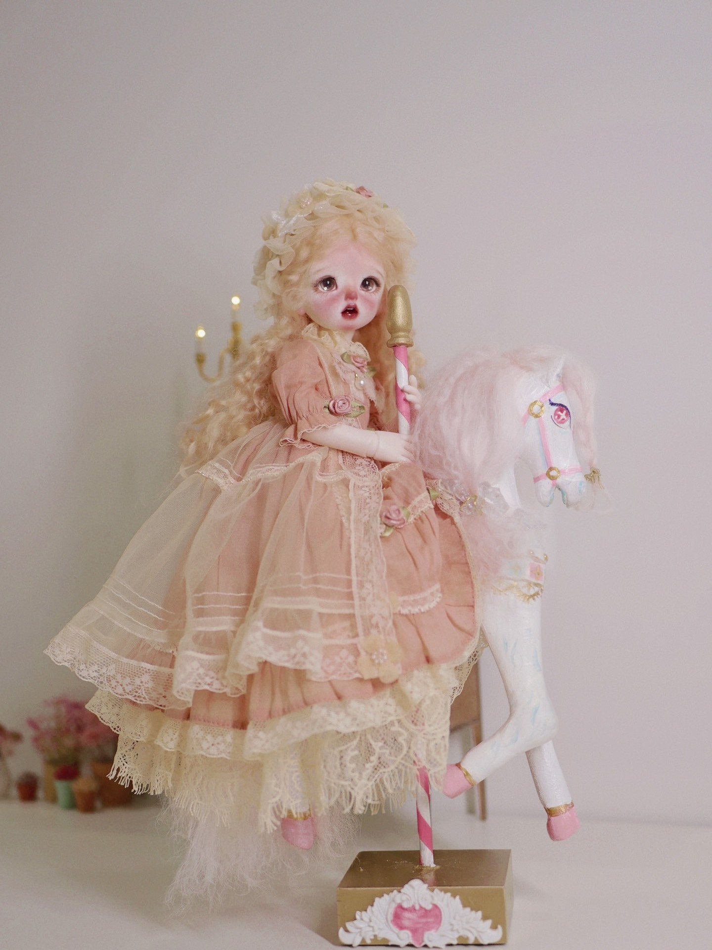 1:6 Scale Blythe Doll Stand Rotating Carousel Miniature Display Base
