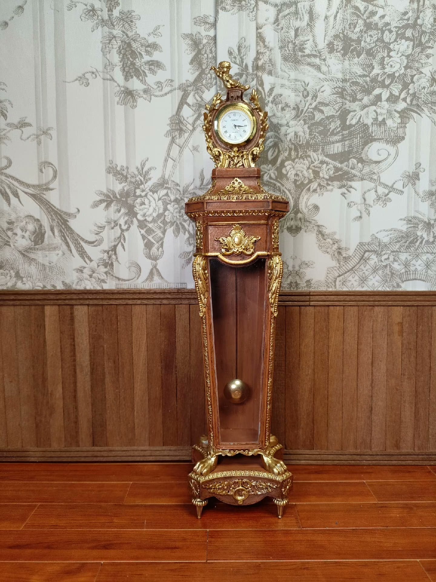 Reloj de pie August Grandfather a escala 1:6, mueble miniatura para casa de muñecas con mecanismo de funcionamiento