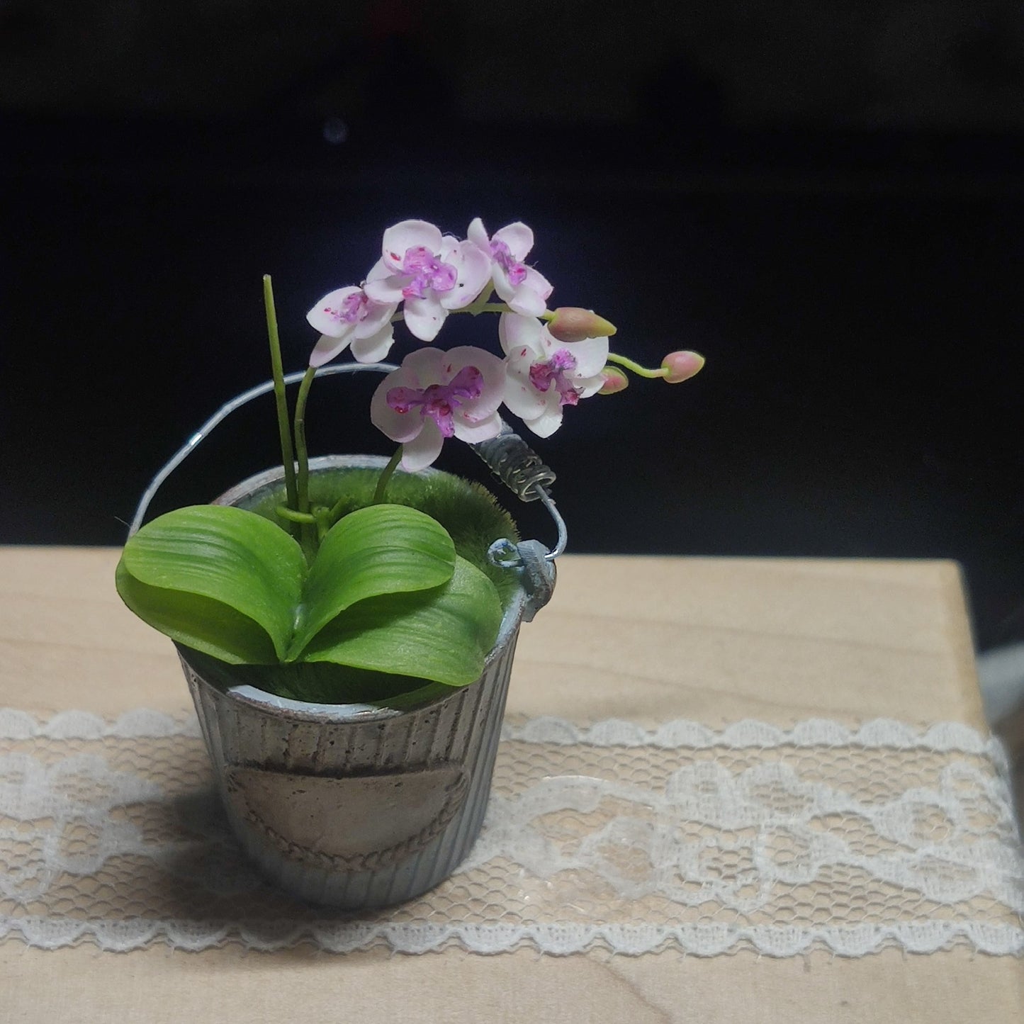 1:12 Scale Miniature Clay Orchid Butterfly Orchid Handmade Dollhouse Decoration