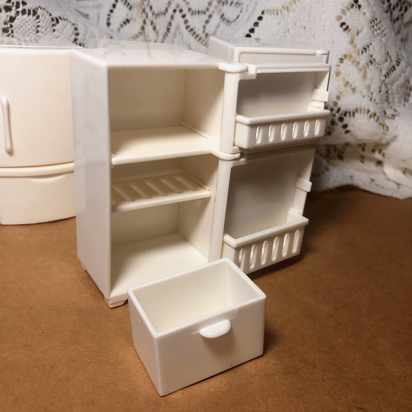 1:12 Scale Miniature Refrigerator With Drawer And Shelf White For Dollhouse Kitchen