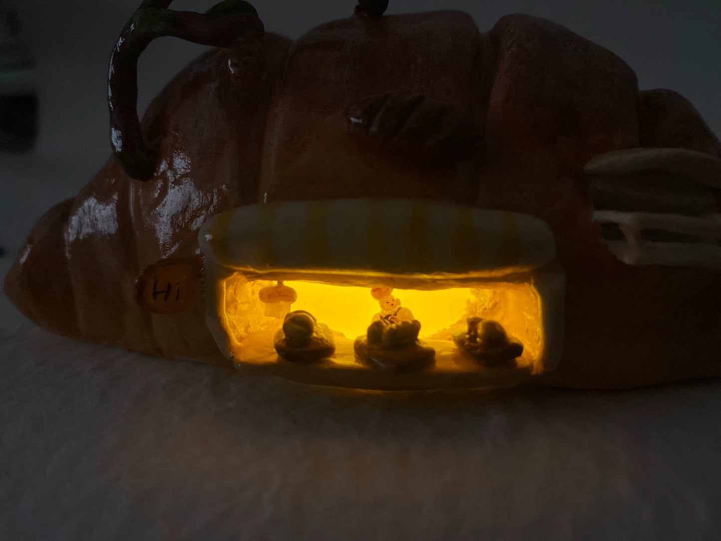 1:12 Scale Miniature Bread House Night Light With Stone Clay Decoration