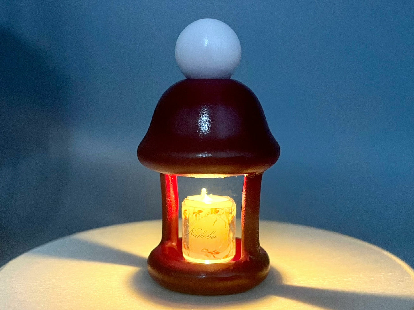 Calentador de cera derretido con luz nocturna de casa de nieve en forma de hongo en miniatura a escala 1:12