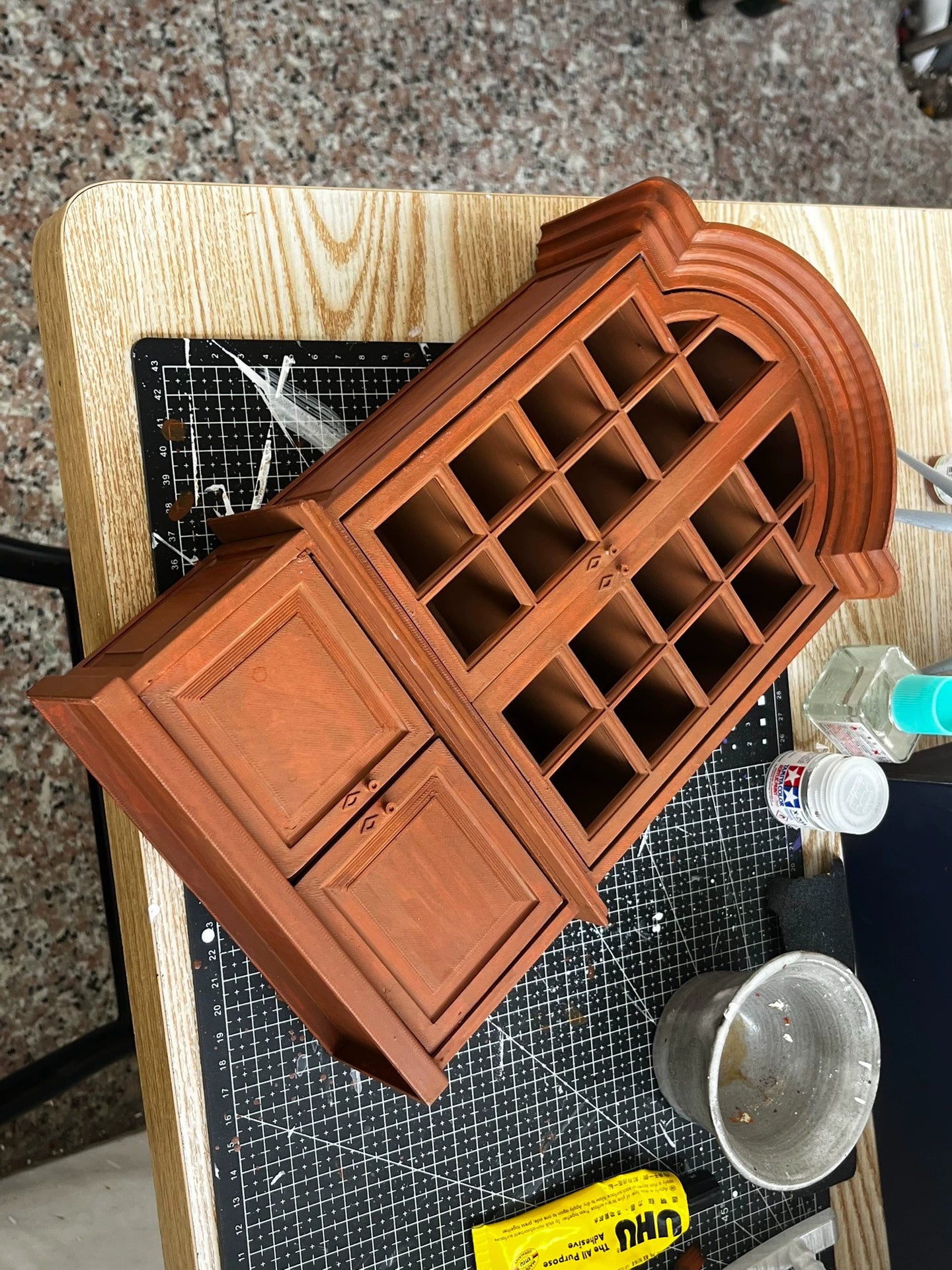 Meuble miniature blanc antique pour maison de poupée Barbie BJD à l'échelle 1:6