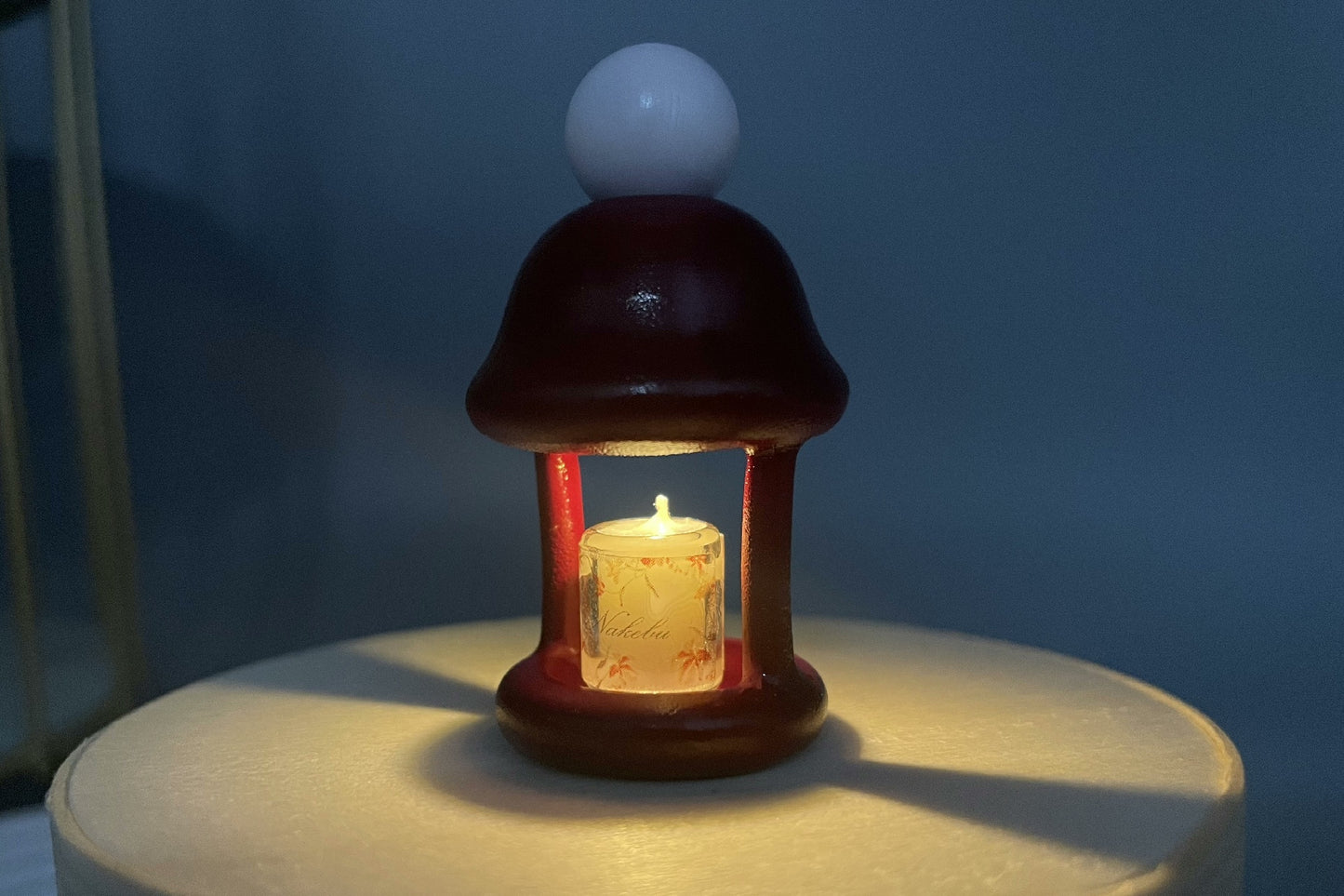 Calentador de cera derretido con luz nocturna de casa de nieve en forma de hongo en miniatura a escala 1:12