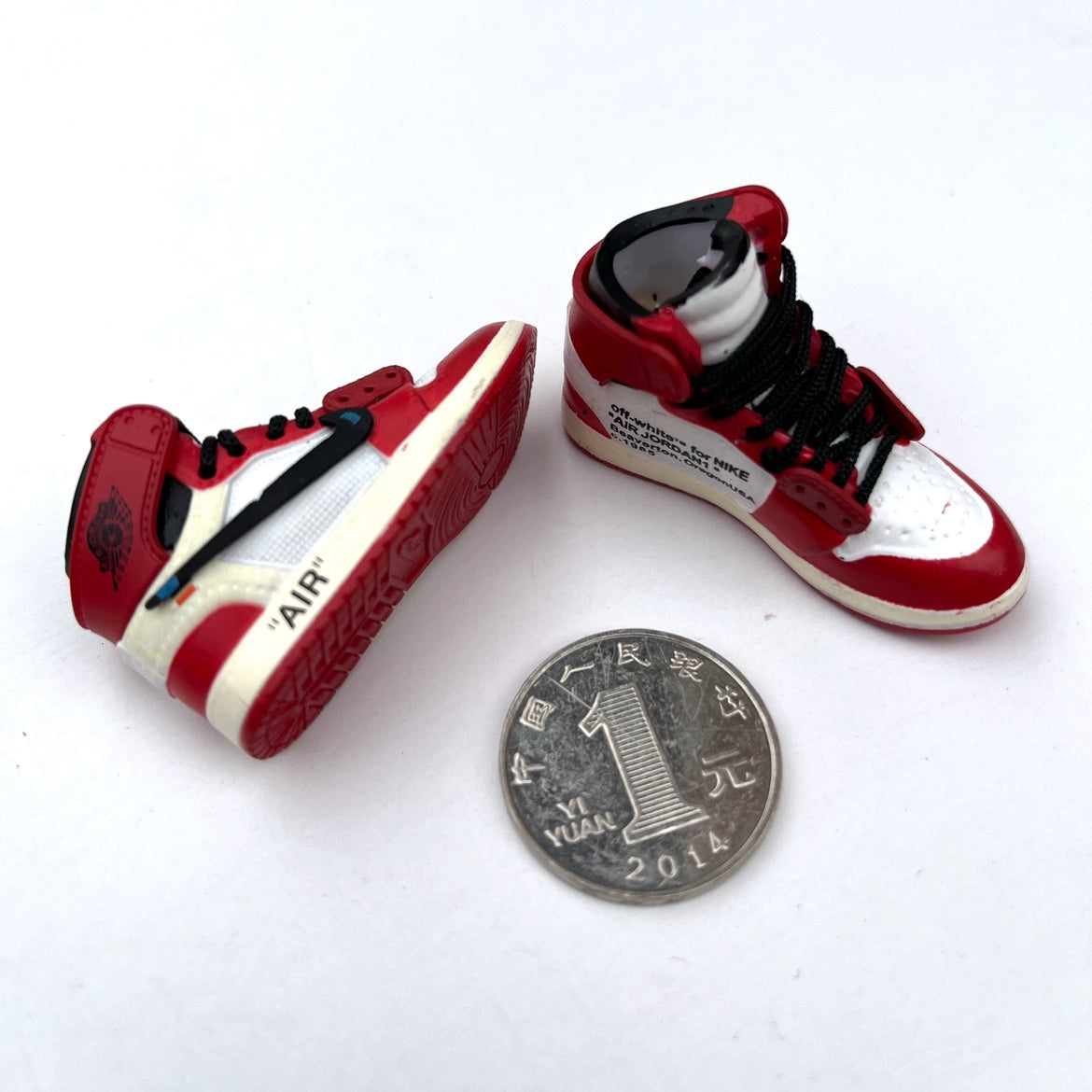 Accesorios para muñecas BJD a escala 1:6: Raqueta de tenis en miniatura y zapatillas para Blythe y figuras de acción.