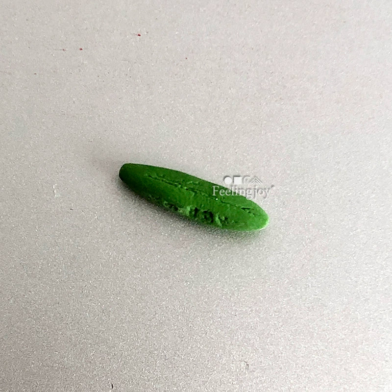 Juego de accesorios para casa de muñecas en miniatura a escala 1:12 con verduras realistas y tabla de cortar.