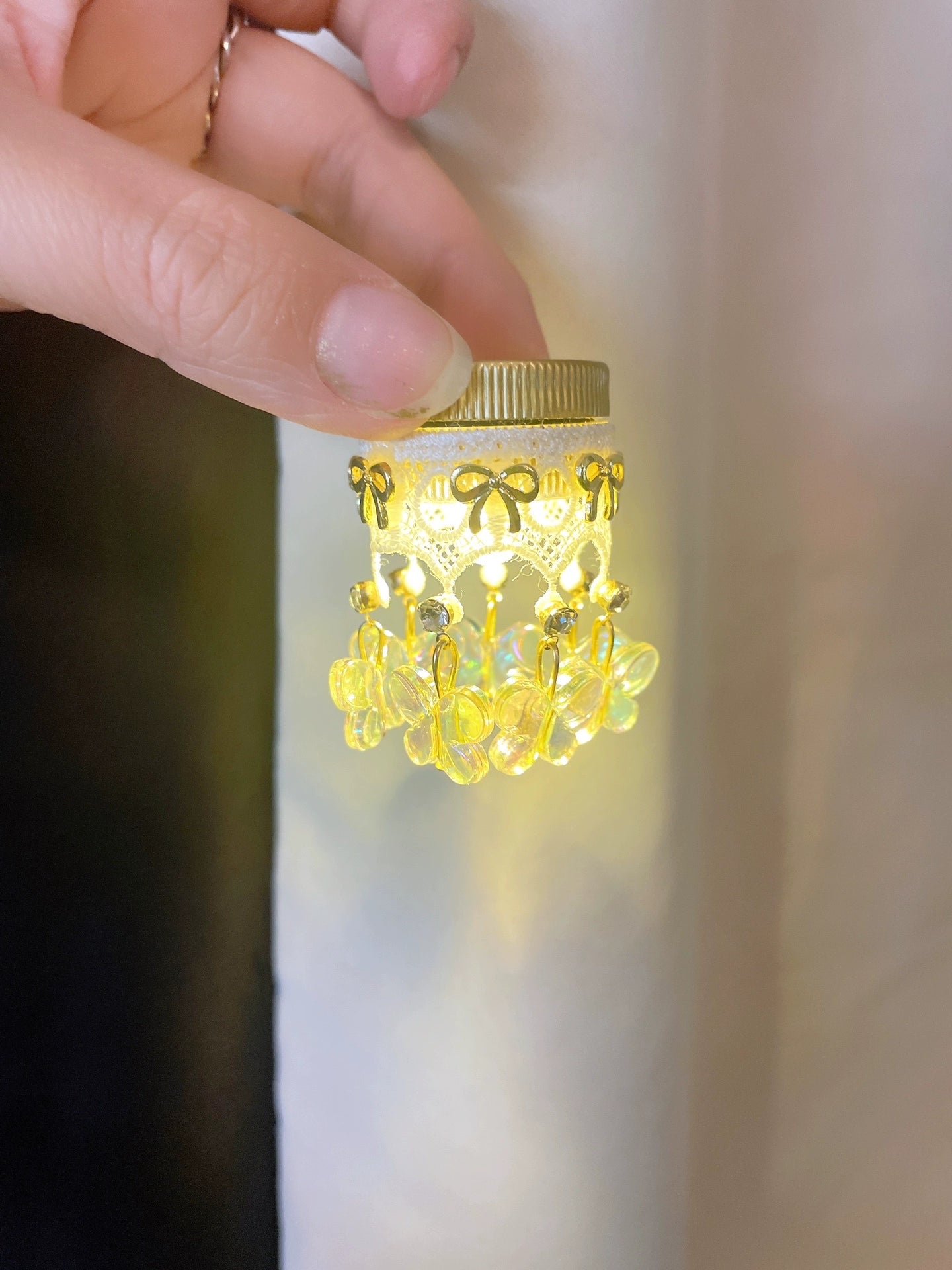 1:12 Scale Dollhouse Ceiling Lamp With Remote Control Miniature Lighting Accessory For Blythe Doll