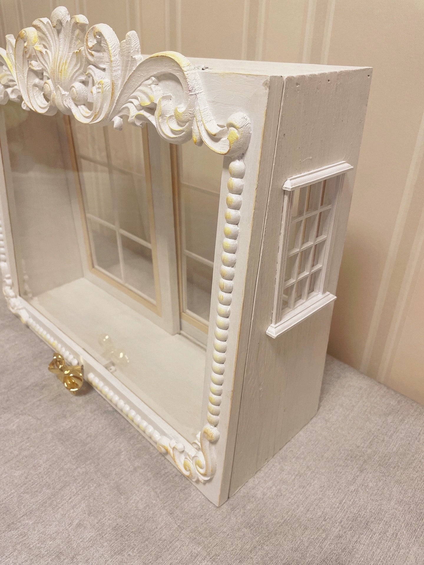 Vitrine de poupée blanche personnalisée à l'échelle 1:6 pour poupée Blythe, meubles miniatures pour maison de poupée