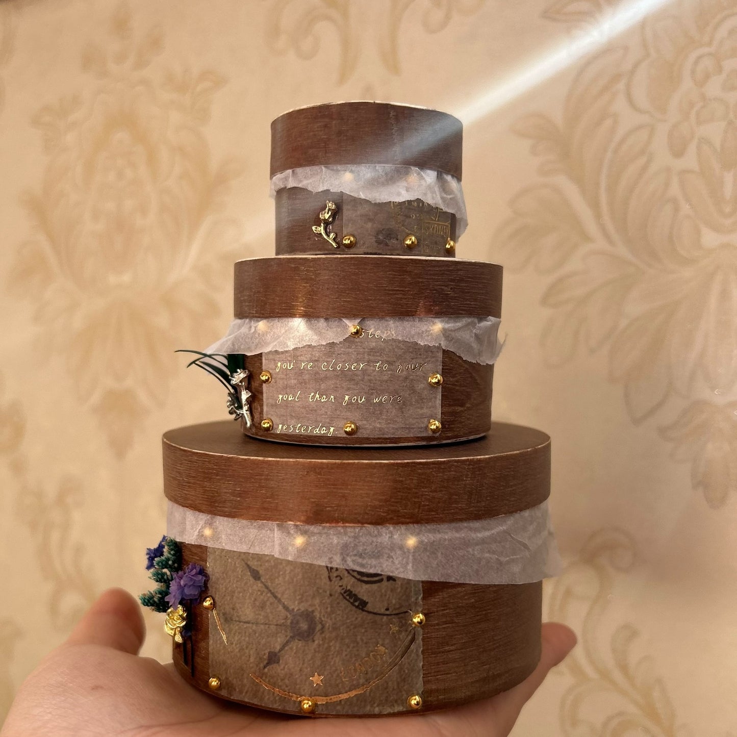 1:6 Scale Miniature Vintage Hat Box With Eternal Flowers For Blythe Dollhouse BJD Accessories