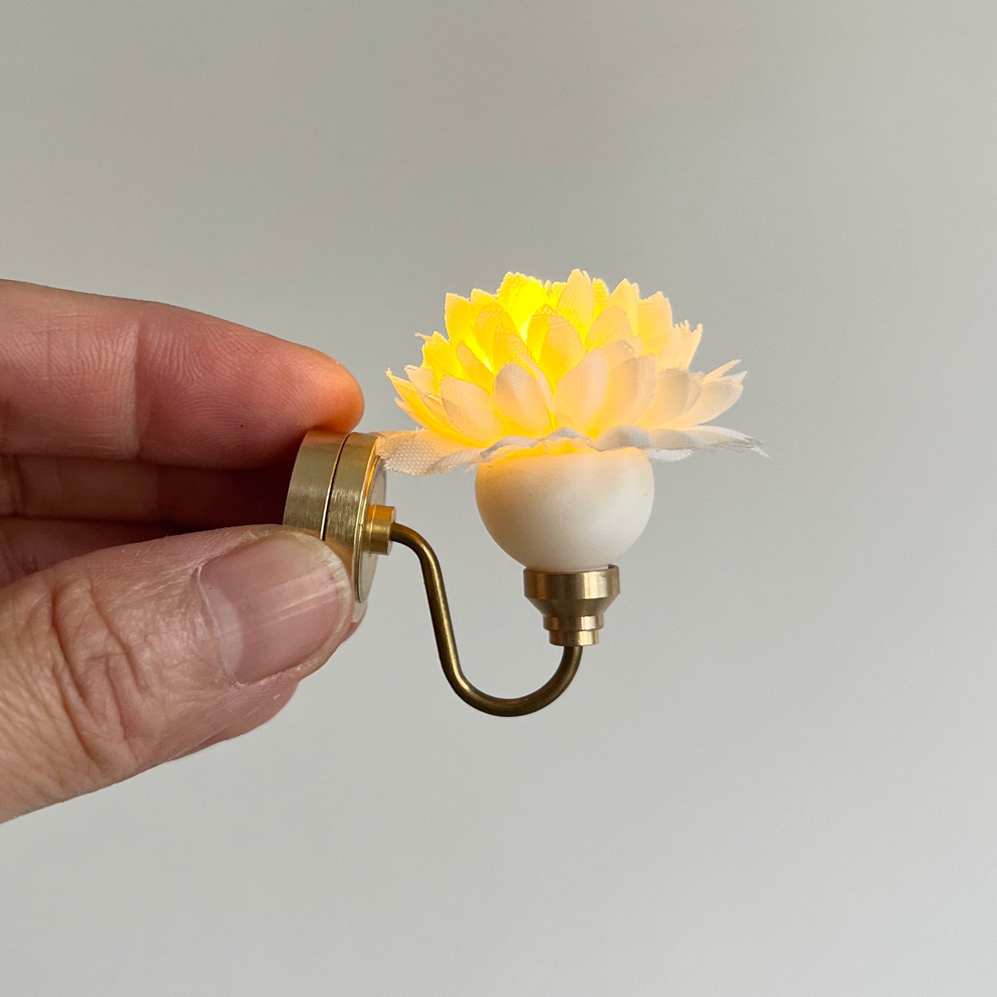 1:6 Scale 1:12 Scale Miniature Wall Light Set Dollhouse Decor BJD Doll Accessories Cotton Plush Toy Atmosphere Fridge Magnet