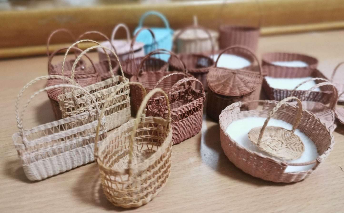 1:6 Scale Miniature Woven Picnic Basket Flower Basket Pet Bed For Dollhouse Photography OB11