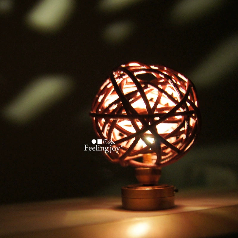 Lampe de table LED en rotin sans fil pour maison de poupée miniature BJD, échelle 1:6 et échelle 1:12
