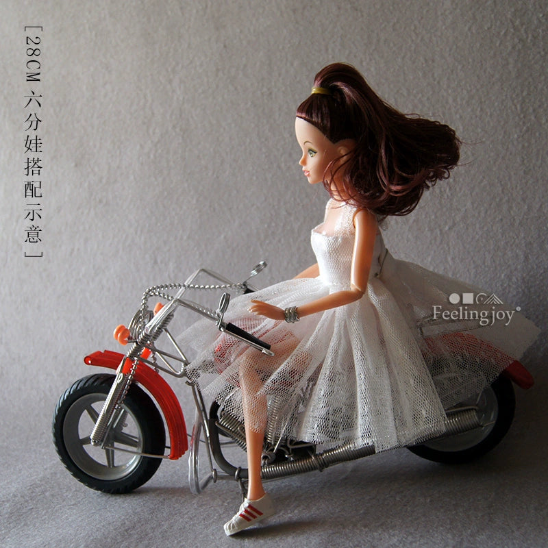 Moto miniature en métal à l'échelle 1:6 pour poupées BJD, figurines Blythe et accessoires de bricolage