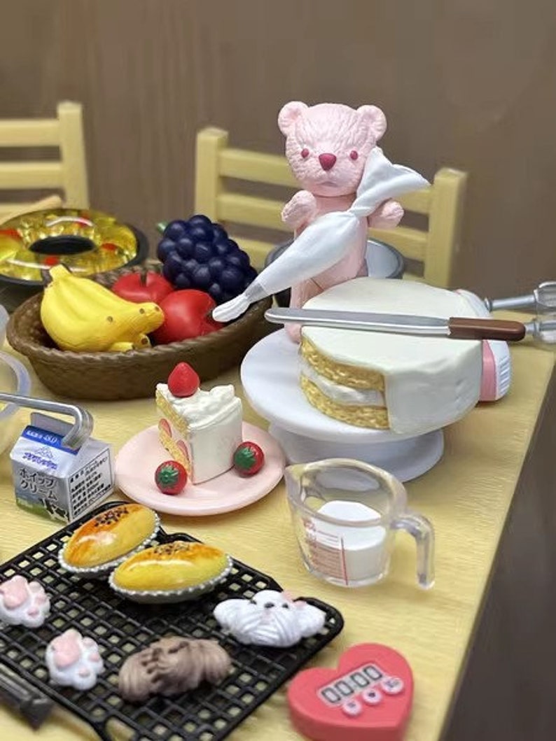 Osito de peluche en miniatura a escala 1:6 con articulaciones móviles, accesorios para muñecas BJD Blythe, casa de muñecas, sala de juegos, juguete, modelo de escritorio