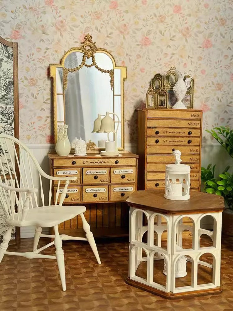 Mueble de casa de muñecas en miniatura medieval hexagonal a escala 1:6 para BJD Blythe
