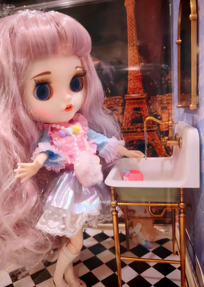 1:6 Scale Miniature Retro Wash Basin Faucet Water Tap Dollhouse Kitchen Bathroom Accessories BJD Blythe DIY Miniature Furniture