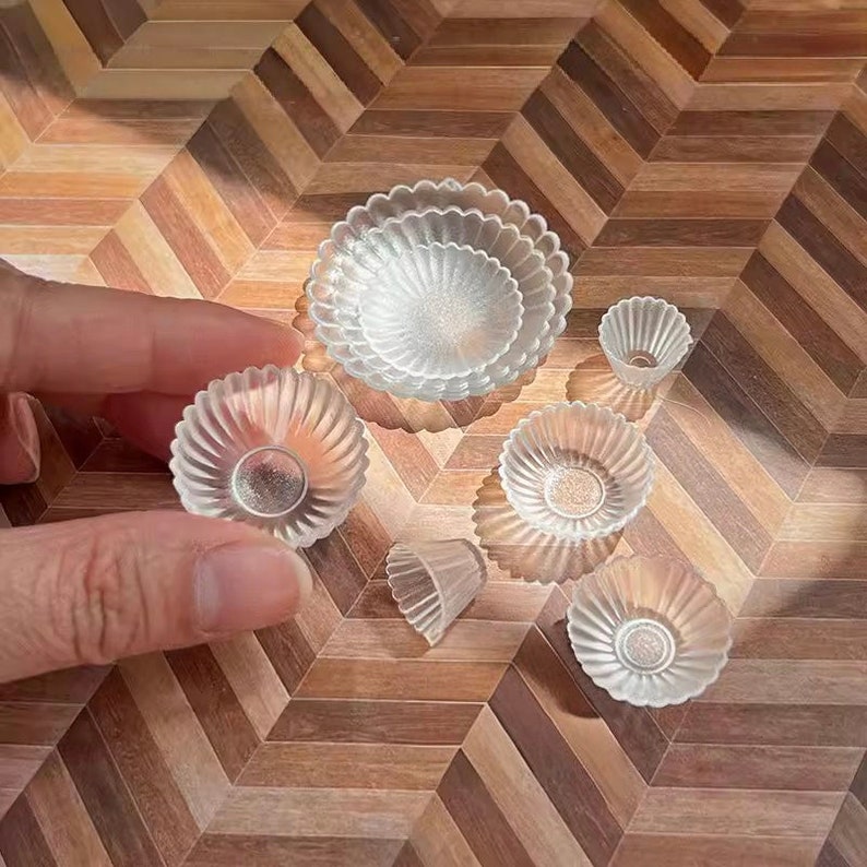Juego de vajilla de cocina para casa de muñecas en miniatura a escala 1:6: 8 platos y cuencos para muñecas BJD, Blythe y GSC.