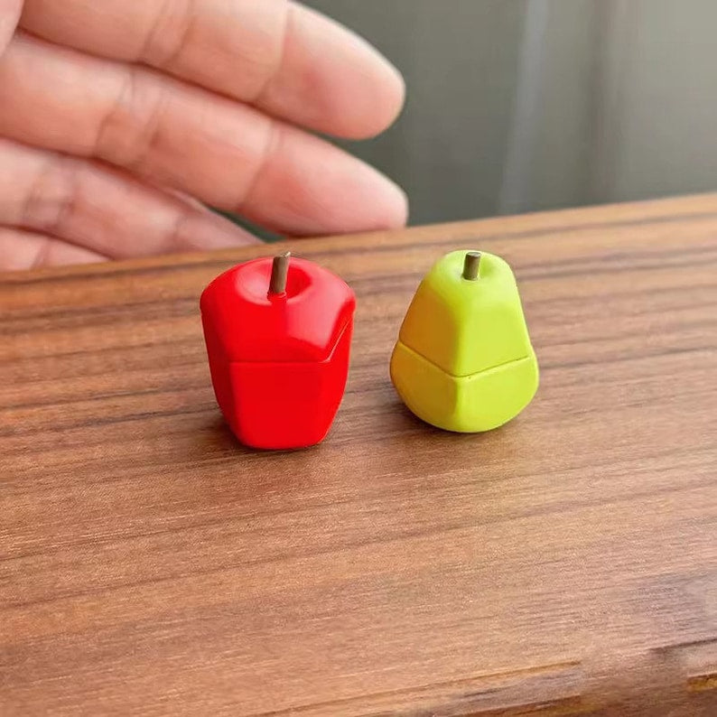 Cafetera en miniatura a escala 1:6, plataforma para agua bendita, tarro de frutas, plato para la cena, modelo BJD Blythe, accesorios de cocina, muebles en miniatura para casa de muñecas.