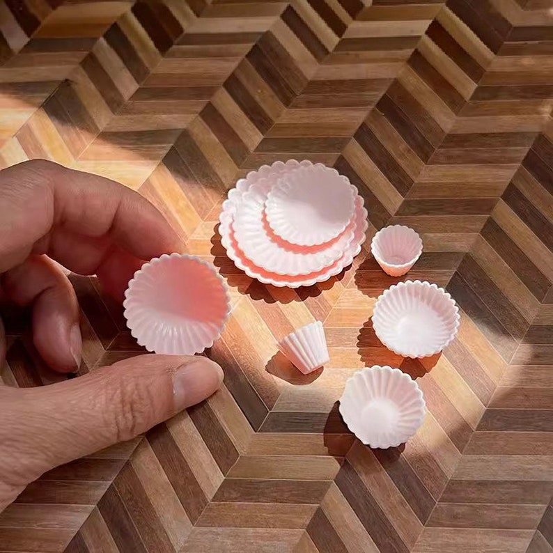Juego de vajilla de cocina para casa de muñecas en miniatura a escala 1:6: 8 platos y cuencos para muñecas BJD, Blythe y GSC.
