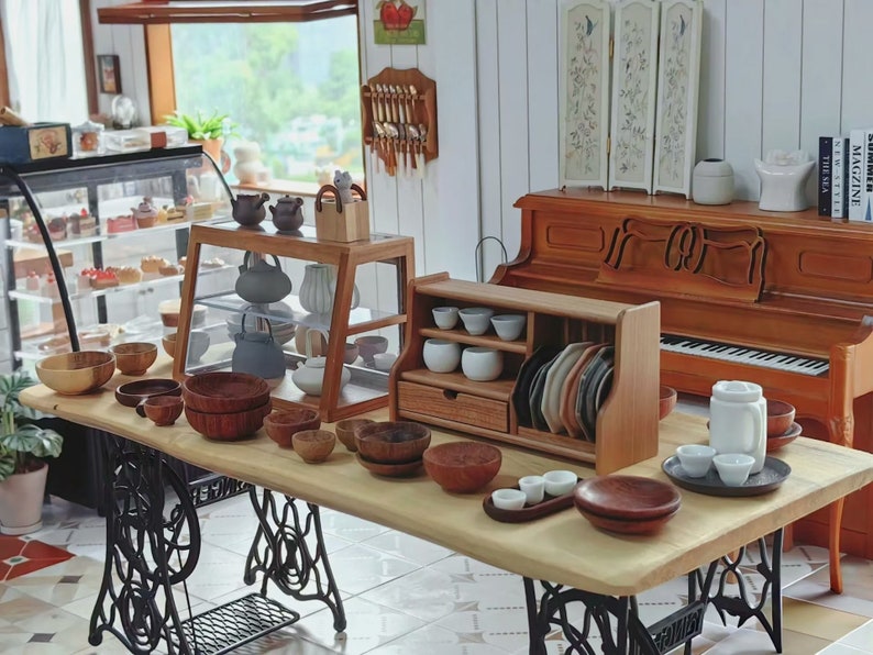 Vitrina para tartas en miniatura a escala 1:6, vitrina de postres para muñecas BJD y Blythe, muebles en miniatura.