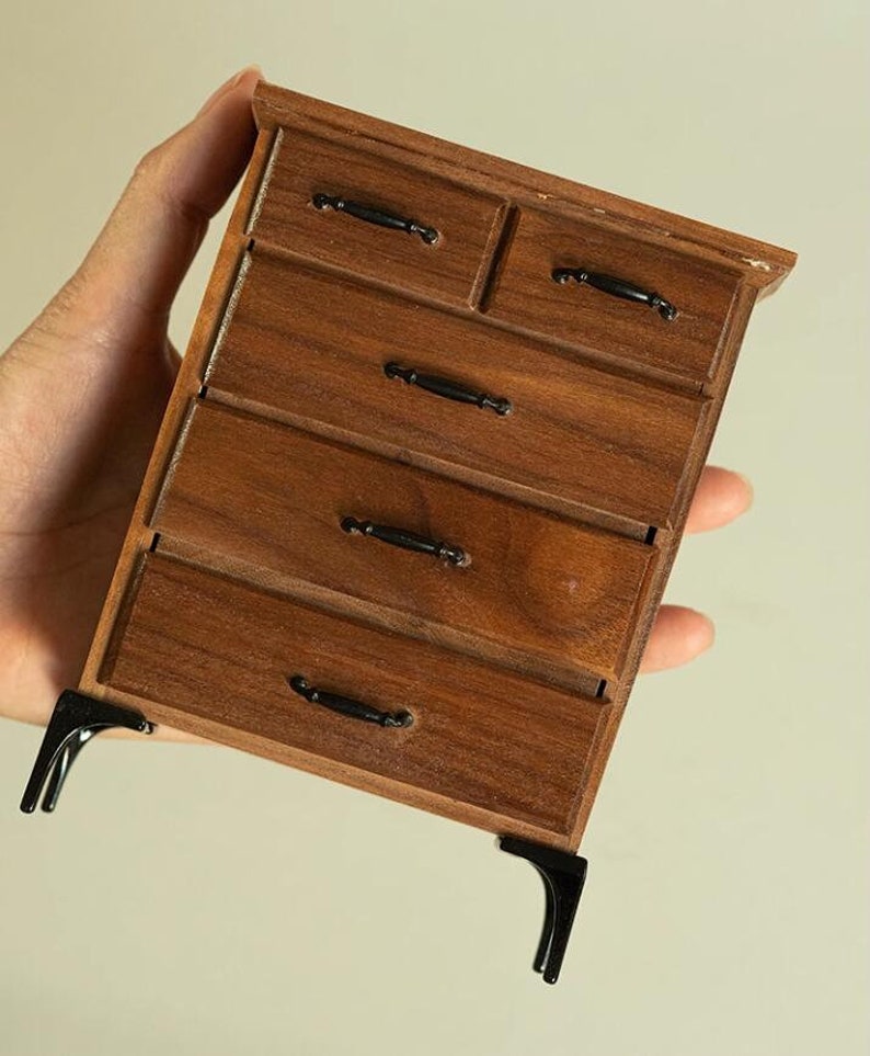 1:6 Scale Miniature Retro Wooden Chest Of Drawers With Butterfly Model BJD Blythe Dollhouse Furniture Desktop Display Accessories