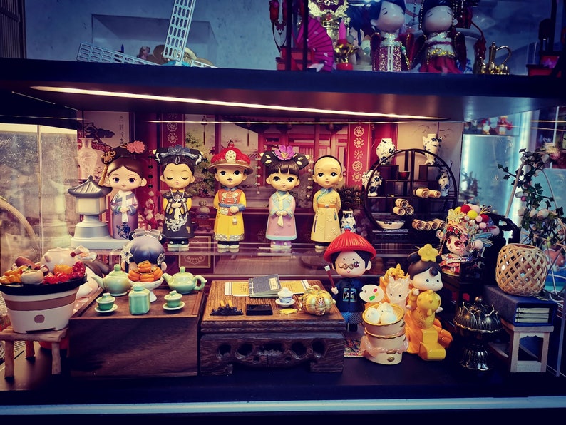 Juego de té chino en miniatura a escala 1:12 con tetera, lata de té, estante de exhibición, accesorios de cocina BJD, Blythe, GSC, muebles para casa de muñecas