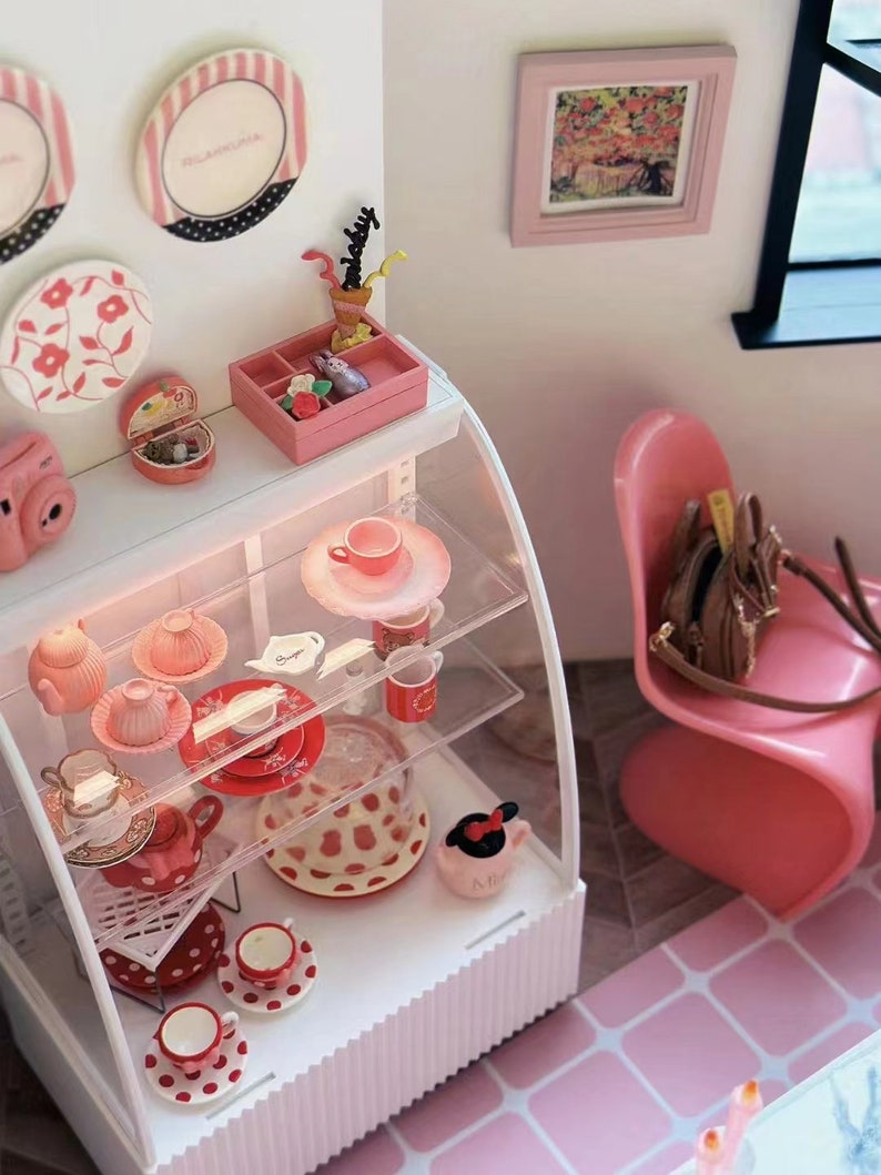 Mueble para tartas en miniatura a escala 1:6, para té de la tarde, postres, muebles de cocina para casa de muñecas, accesorios de almacenamiento en miniatura