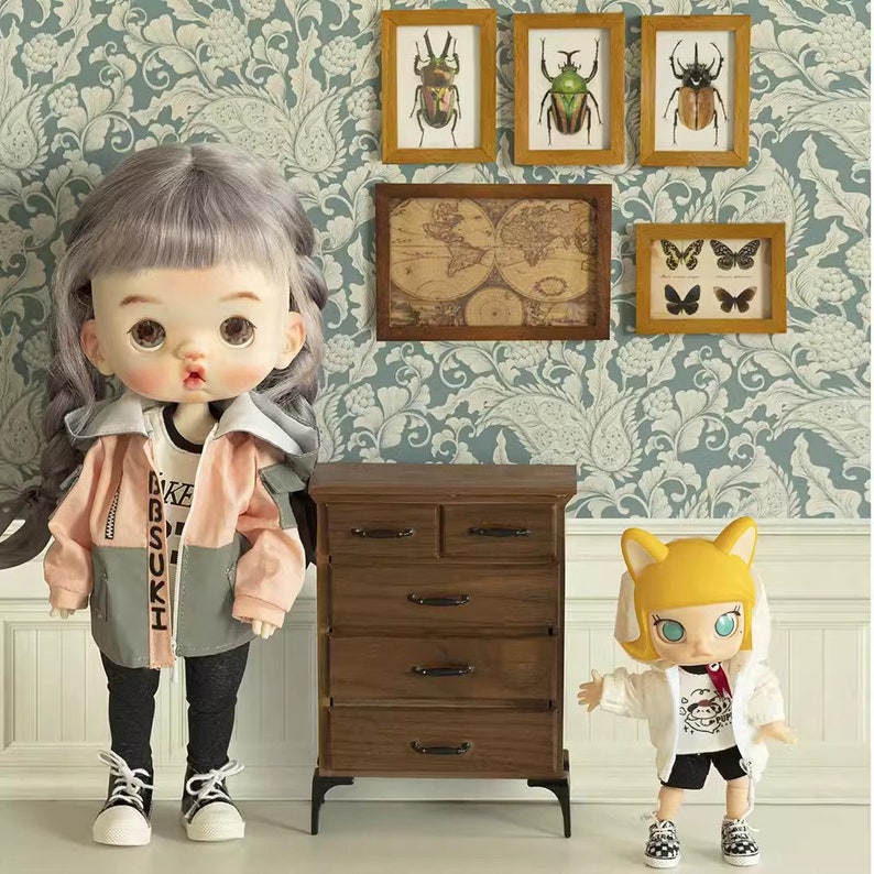 1:6 Scale Miniature Retro Wooden Chest Of Drawers With Butterfly Model BJD Blythe Dollhouse Furniture Desktop Display Accessories