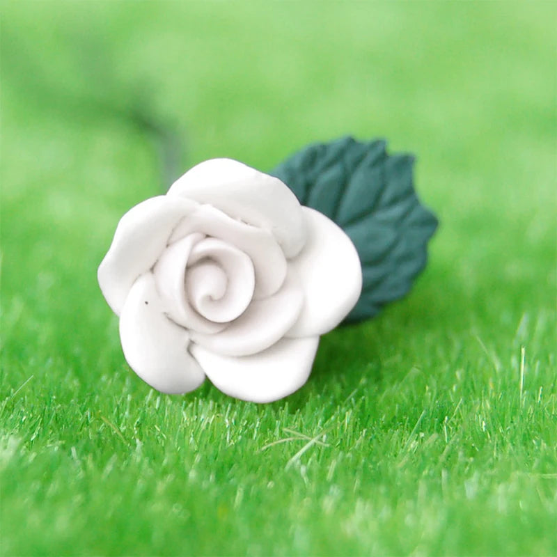 1:12 Scale Miniature White Rose Leaves Clay Flowers 6Pcs For Dollhouse Decor Miniature Dollhouse Accessories