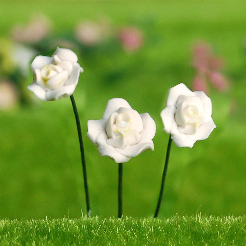 1:12 Scale Miniature White Rose Leaves Clay Flowers 6Pcs For Dollhouse Decor Miniature Dollhouse Accessories