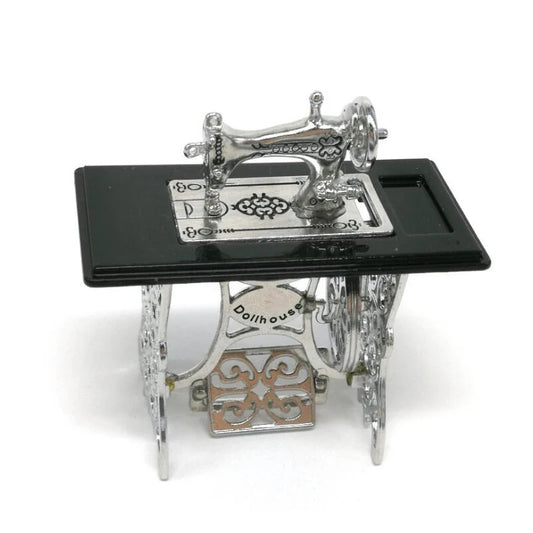 1:12 Scale Miniature Metal Silver Sewing Machine Dollhouse Furniture Accessory Decor Toy For Kids Girls Gift