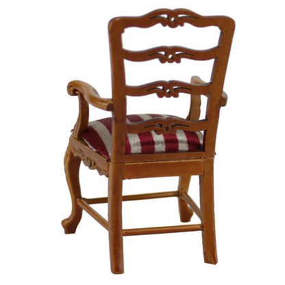Sillón de comedor en miniatura para casa de muñecas a escala 1:12 - Diseño de nogal tallado a mano