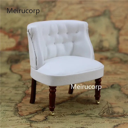Muebles de silla elegantes blancos en miniatura para casa de muñecas a escala 1:12