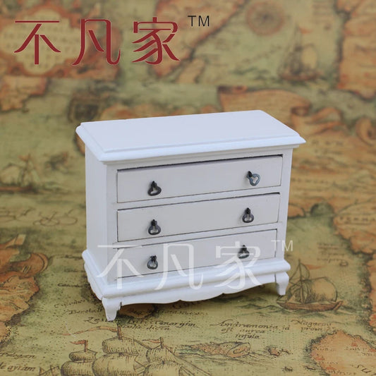 Mueble de madera blanca con cajones para casa de muñecas en miniatura a escala 1:12